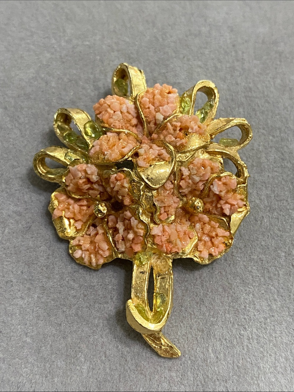 Gold Coral Chips Floral Cluster Brooch & Pendant